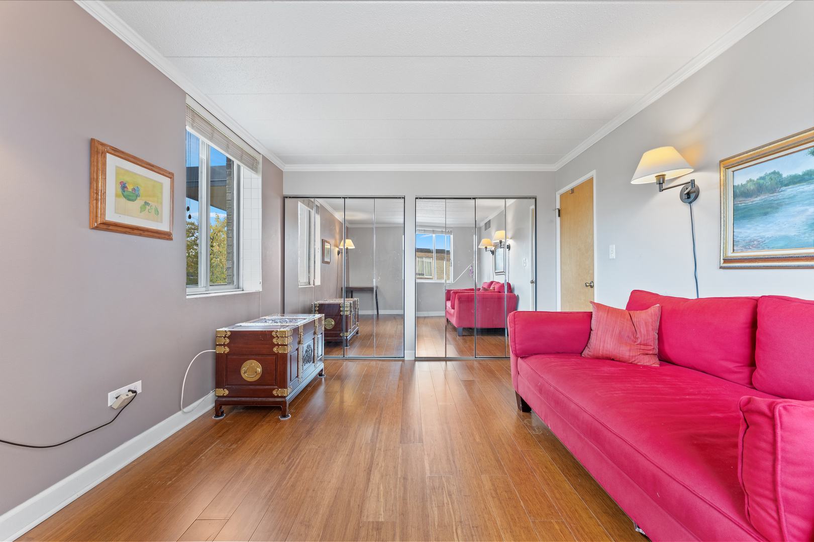 110 W Butterfield Road Unit: 502S