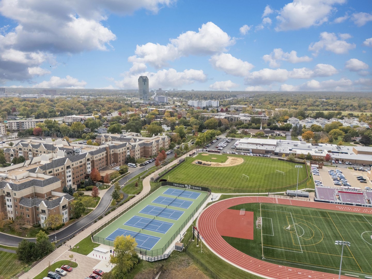 110 W Butterfield Road Unit: 502S