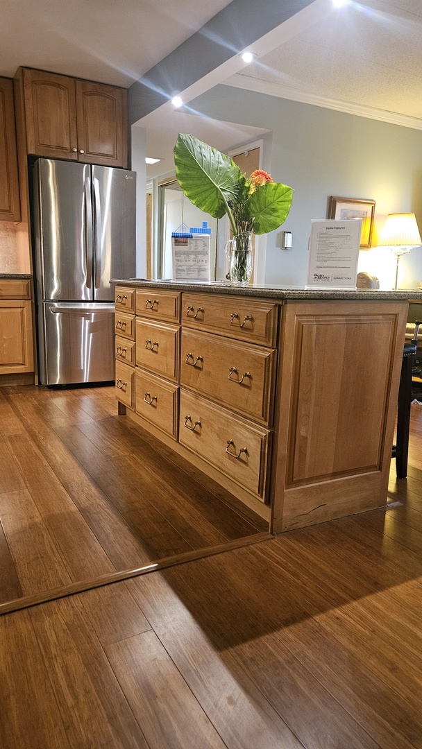 110 W Butterfield Road Unit: 502S