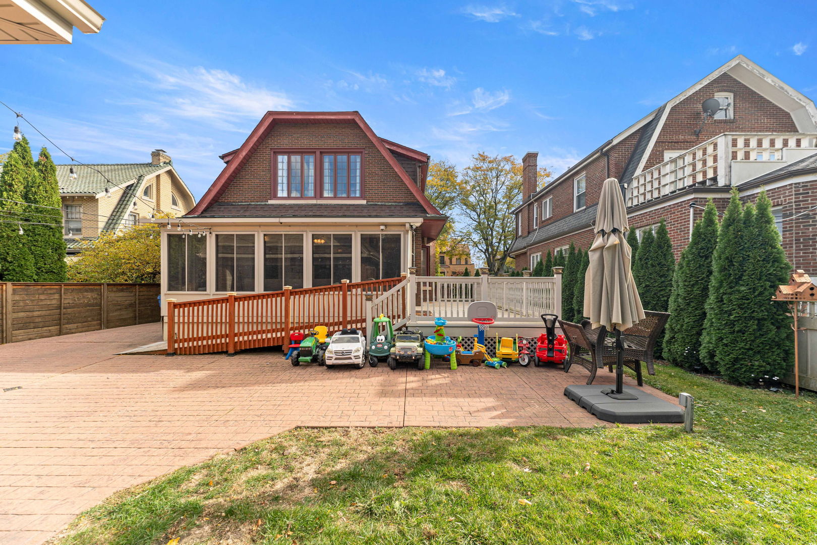 10022 S Seeley Avenue