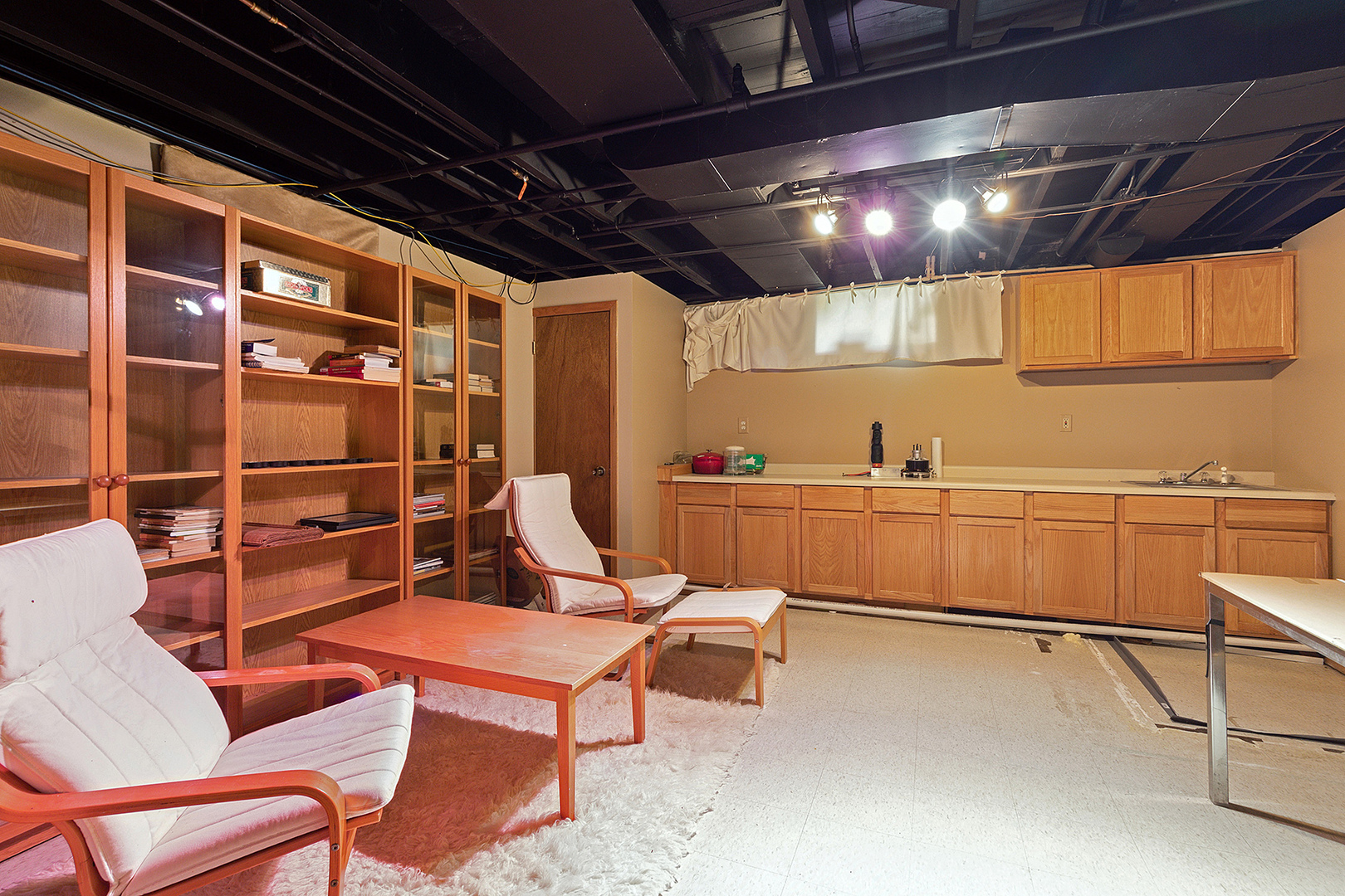 7755 Wolf Road