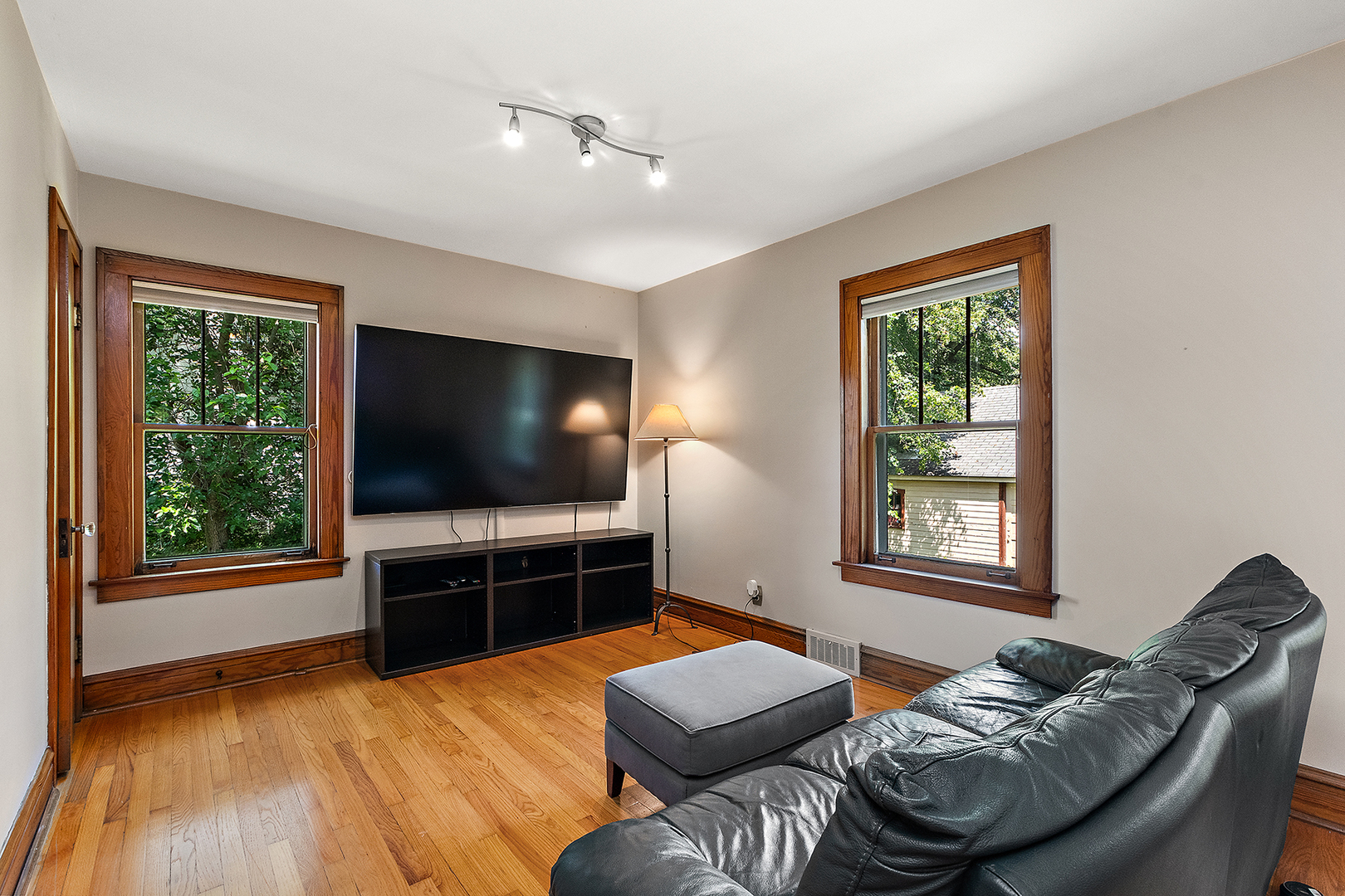 7755 Wolf Road