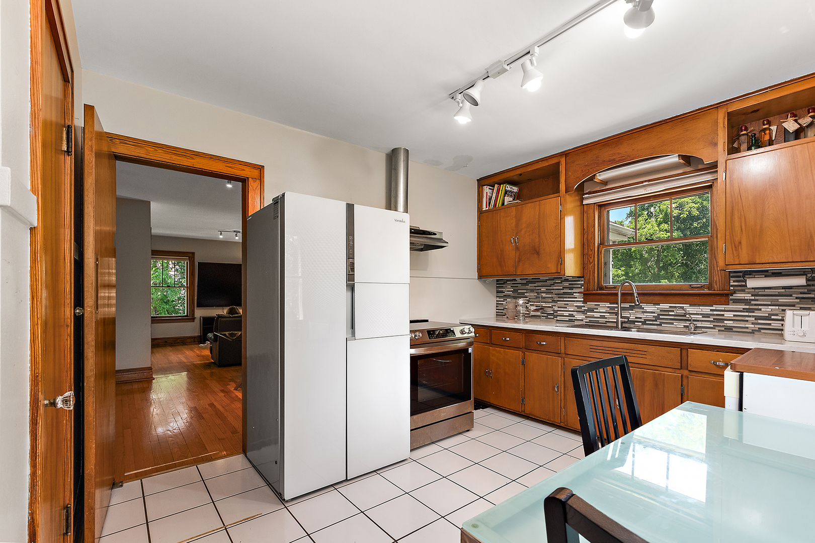 7755 Wolf Road