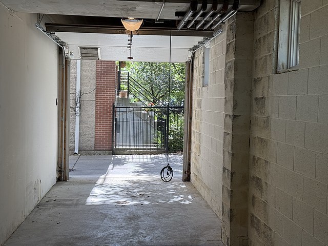 2835 N Lakewood Avenue Unit: P10P19