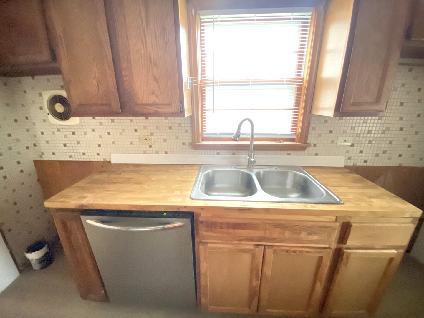 14210 S Wabash Avenue