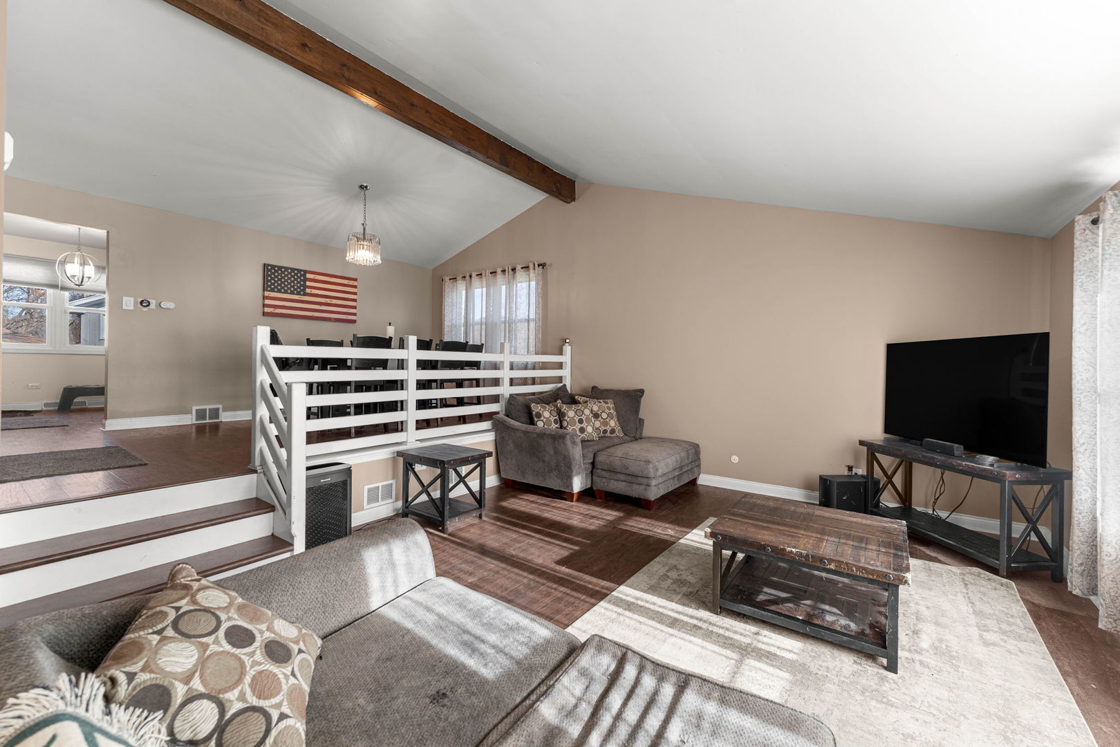 12210 Lake View Drive