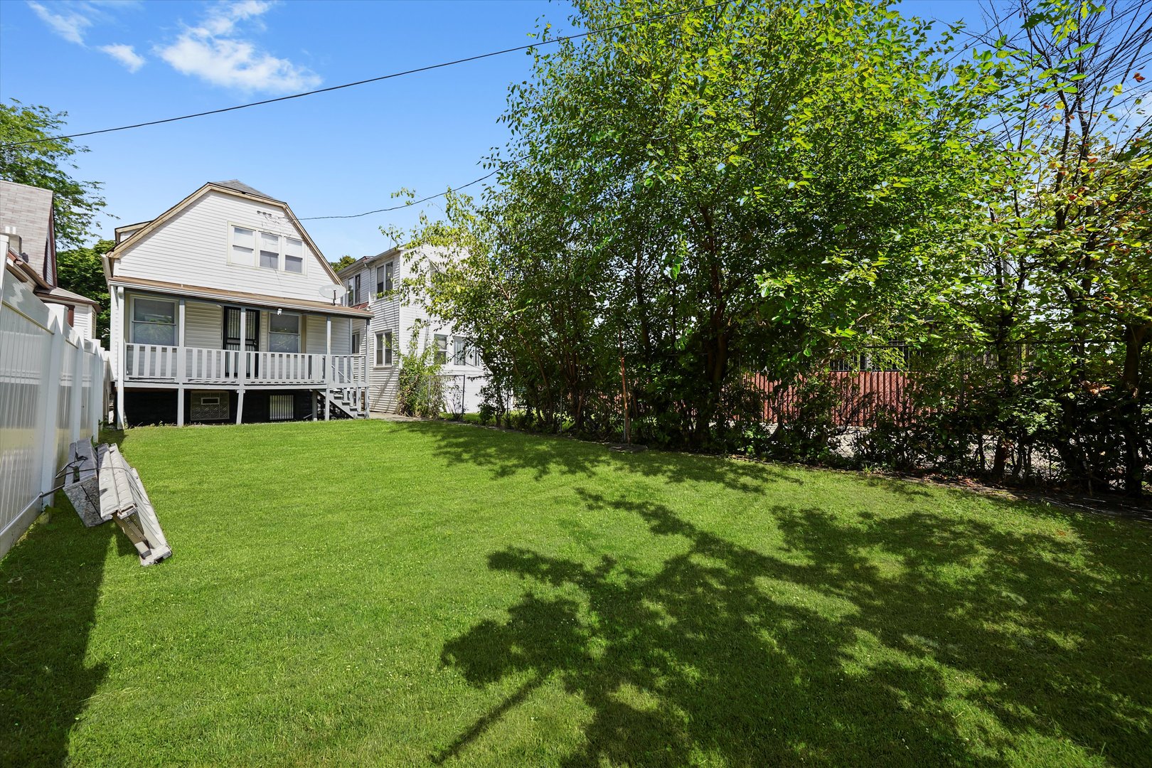 27 E 117th Place
