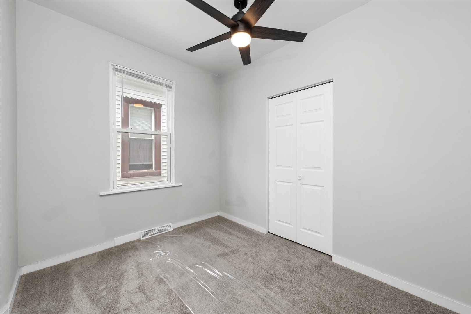 27 E 117th Place
