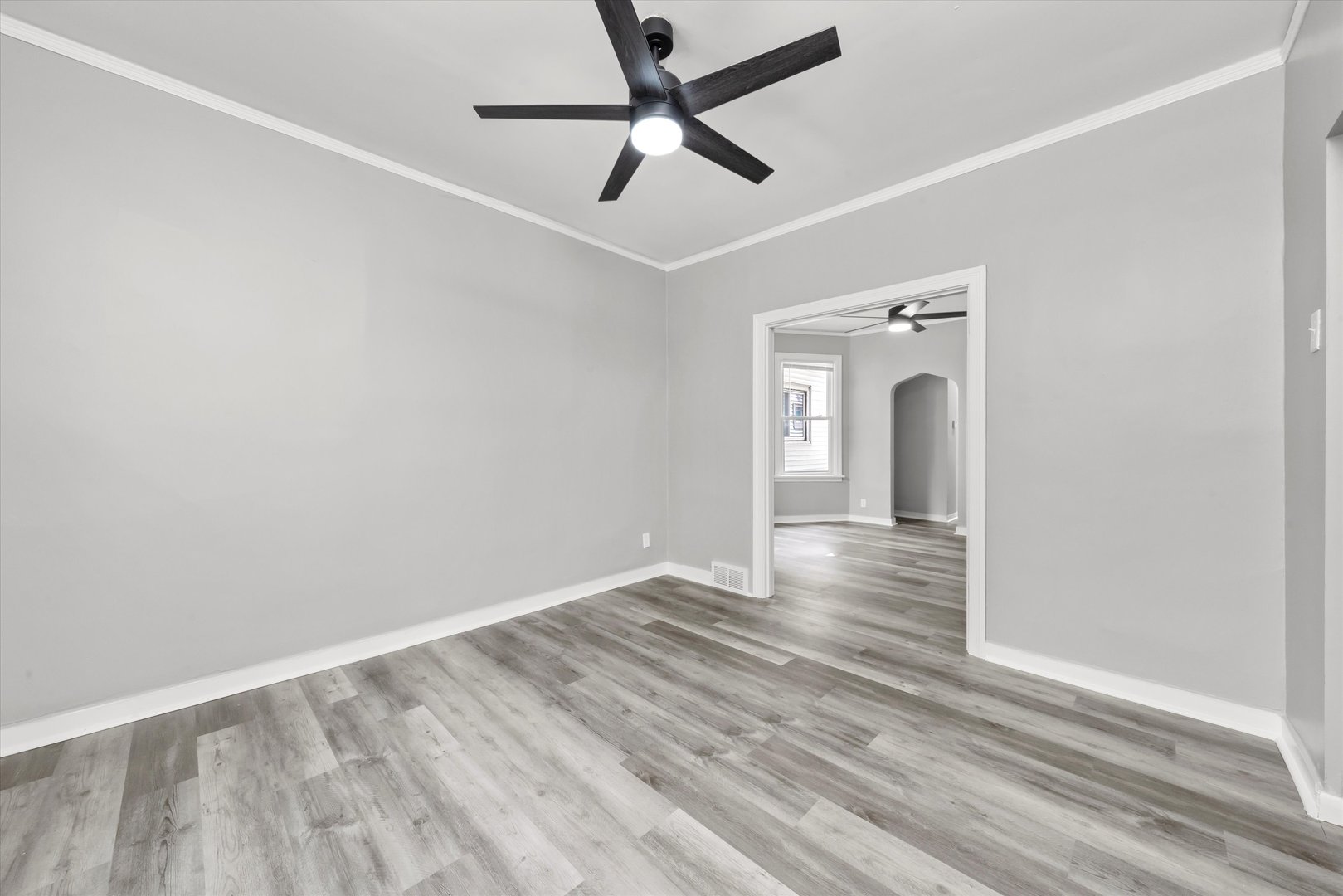 27 E 117th Place