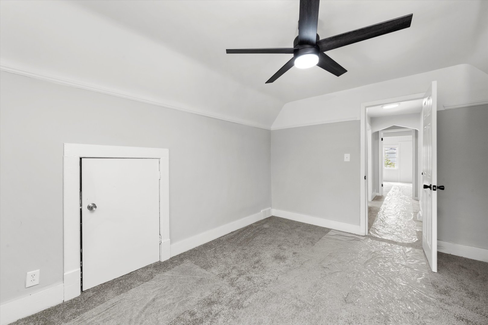 27 E 117th Place