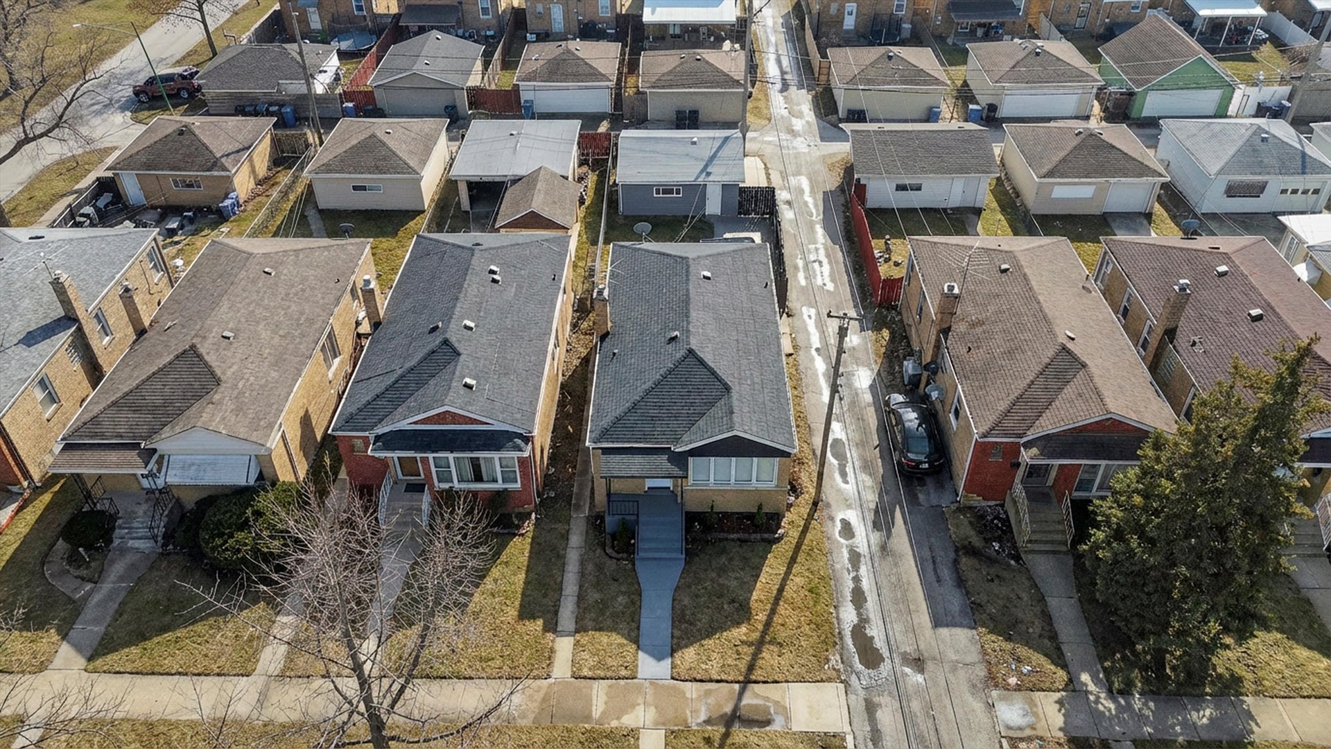 3542 W 77th Street