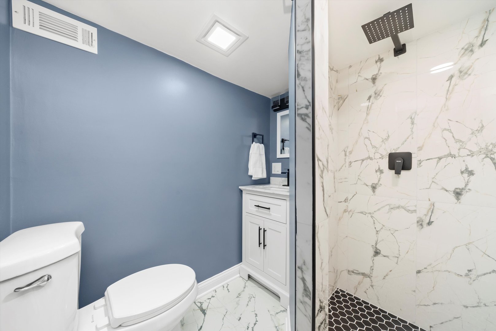 3542 W 77th Street
