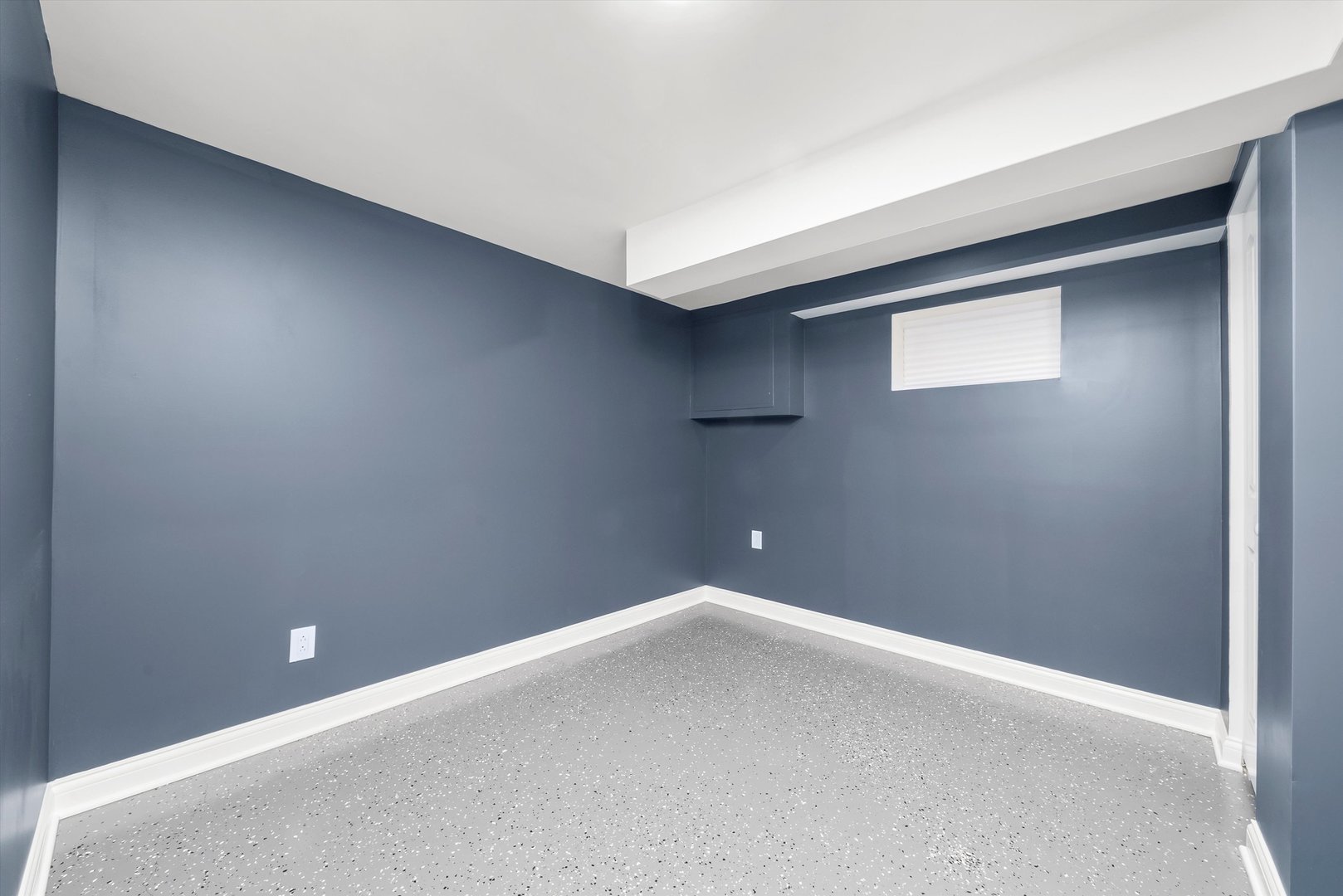 3542 W 77th Street
