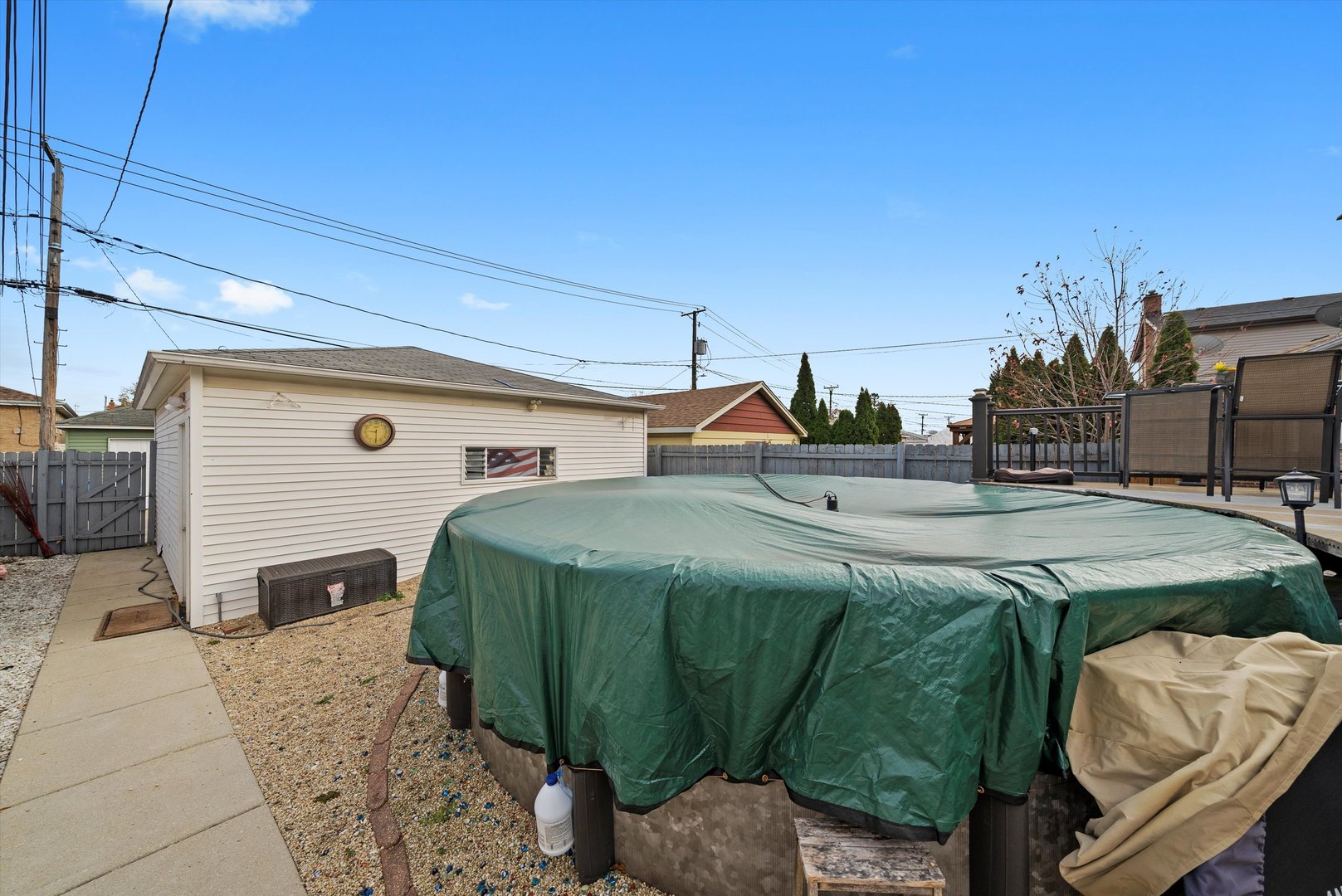 6123 S Meade Avenue