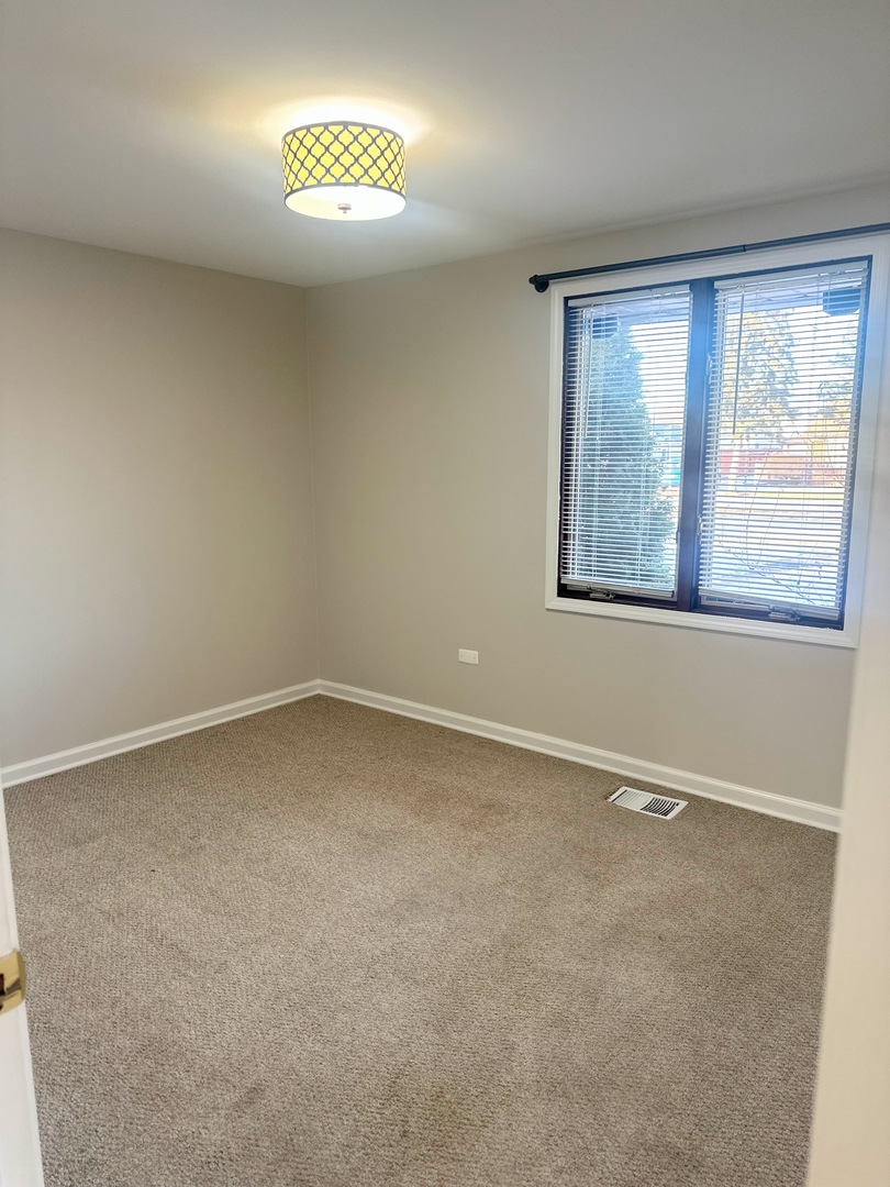 4001 W 90th Place