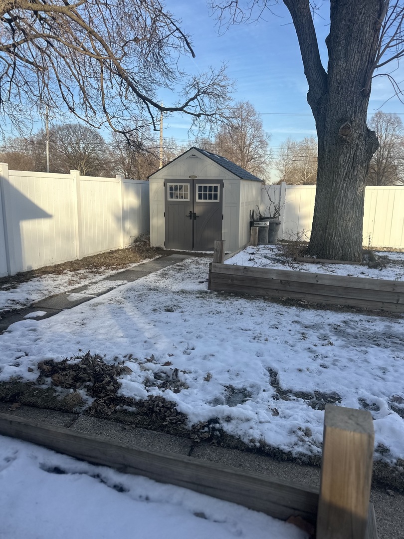 4001 W 90th Place