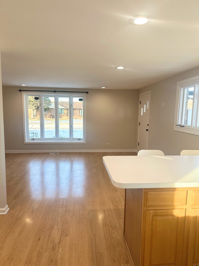 4001 W 90th Place