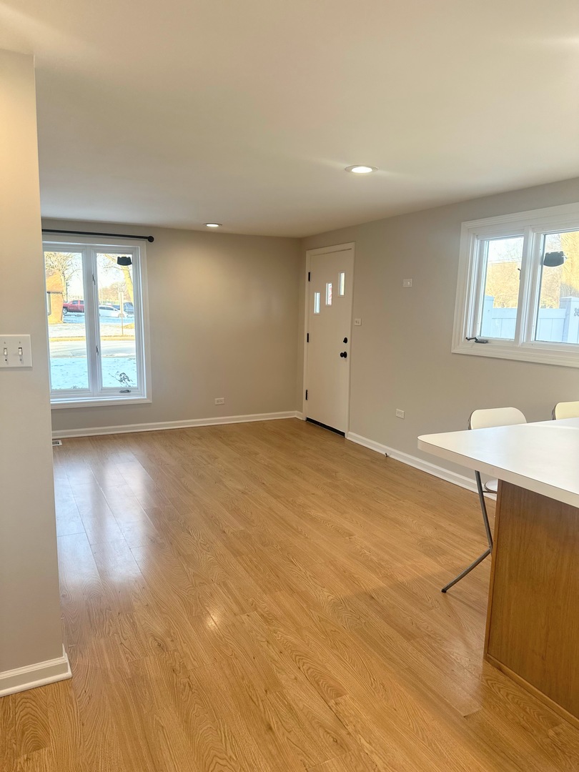 4001 W 90th Place