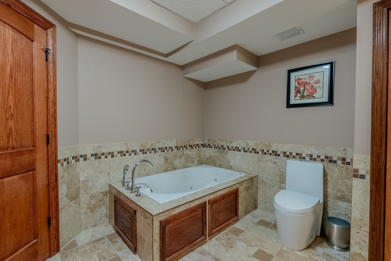 863 Bittersweet Drive