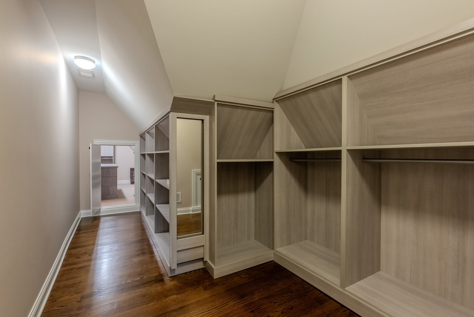 863 Bittersweet Drive