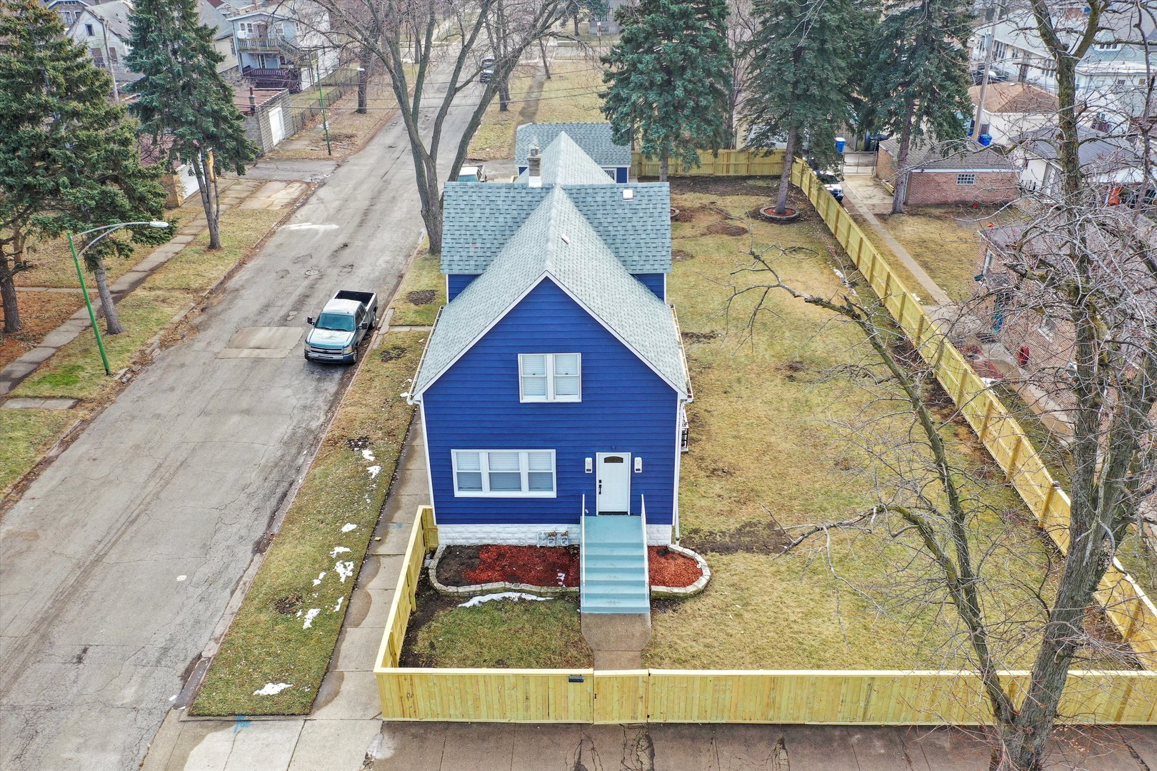 721 W 116th Street