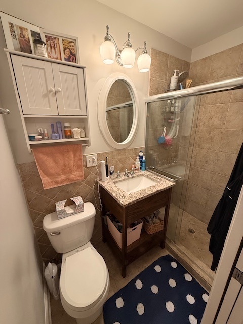 6912 N LAKEWOOD Avenue Unit: 2W