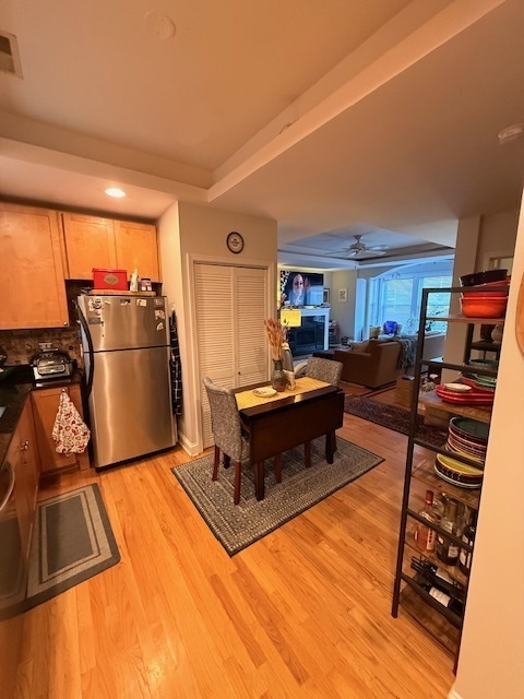 6912 N LAKEWOOD Avenue Unit: 2W
