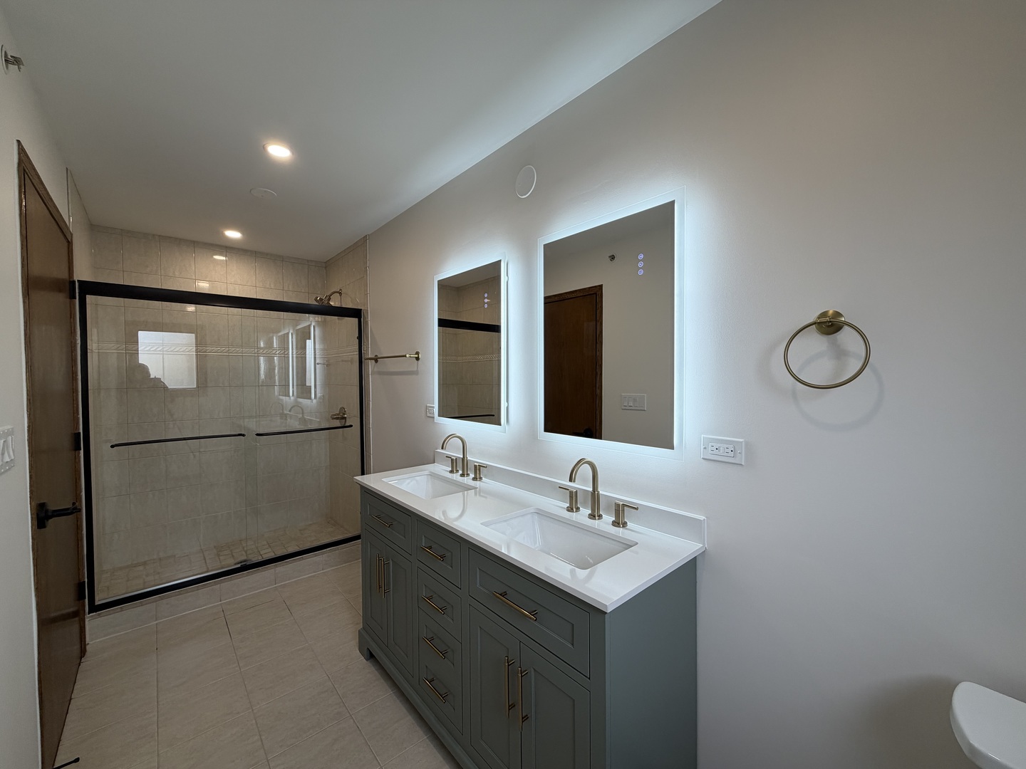 2825 73rd Avenue Unit: 2