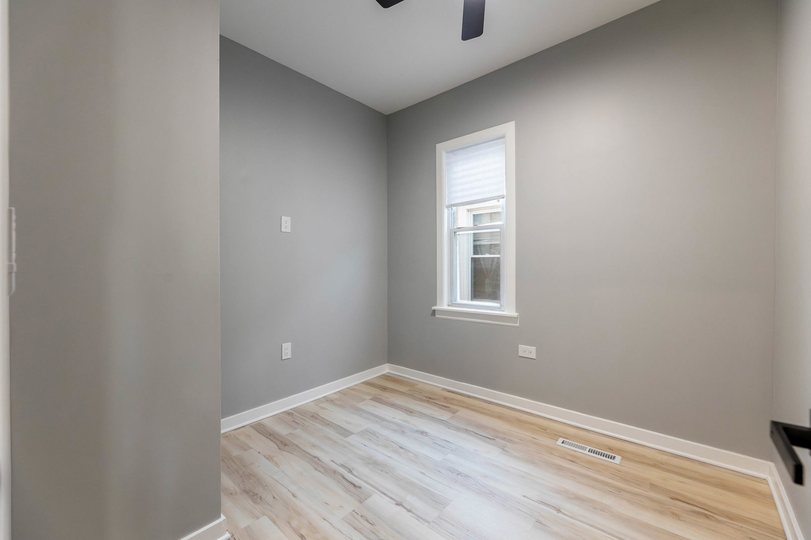 2623 E 109th Street
