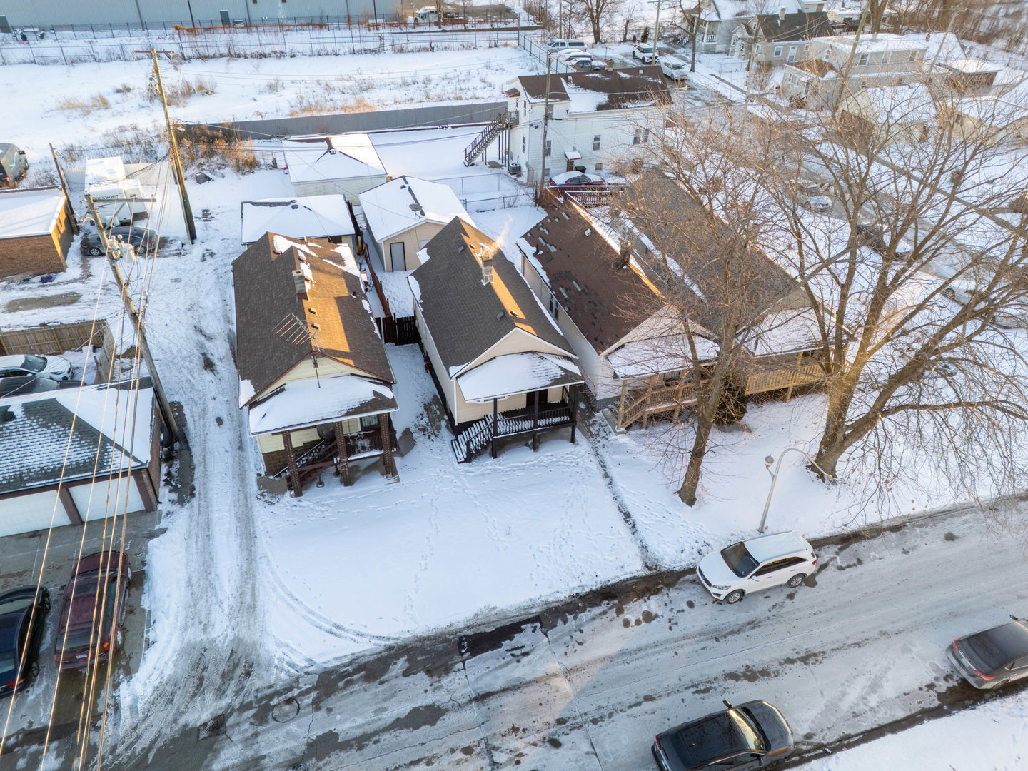 2623 E 109th Street
