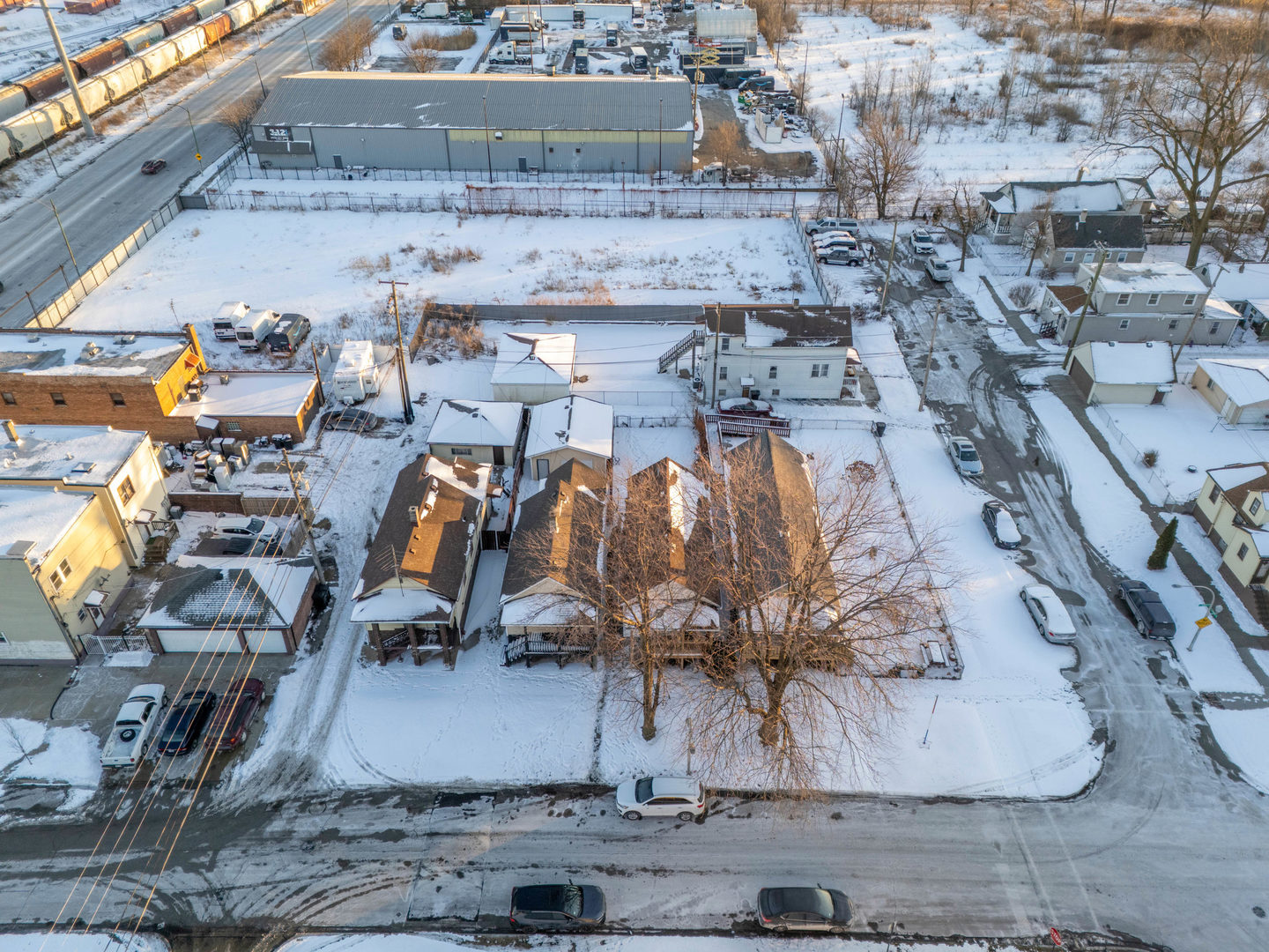 2623 E 109th Street