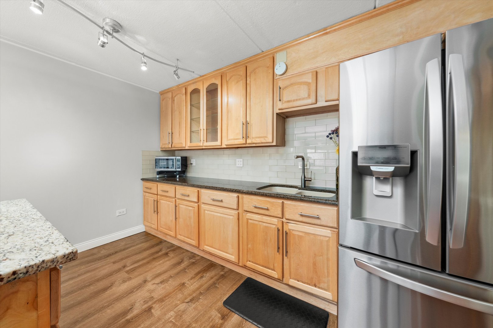 7932 W 93rd Street Unit: 2A