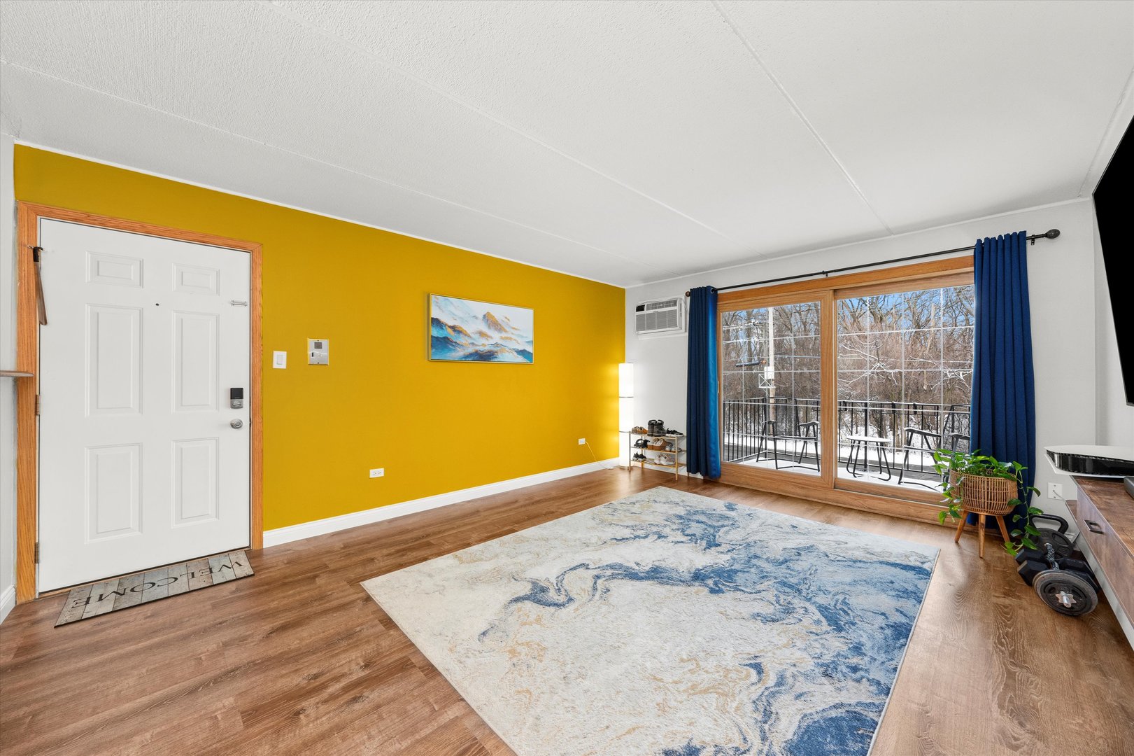 7932 W 93rd Street Unit: 2A