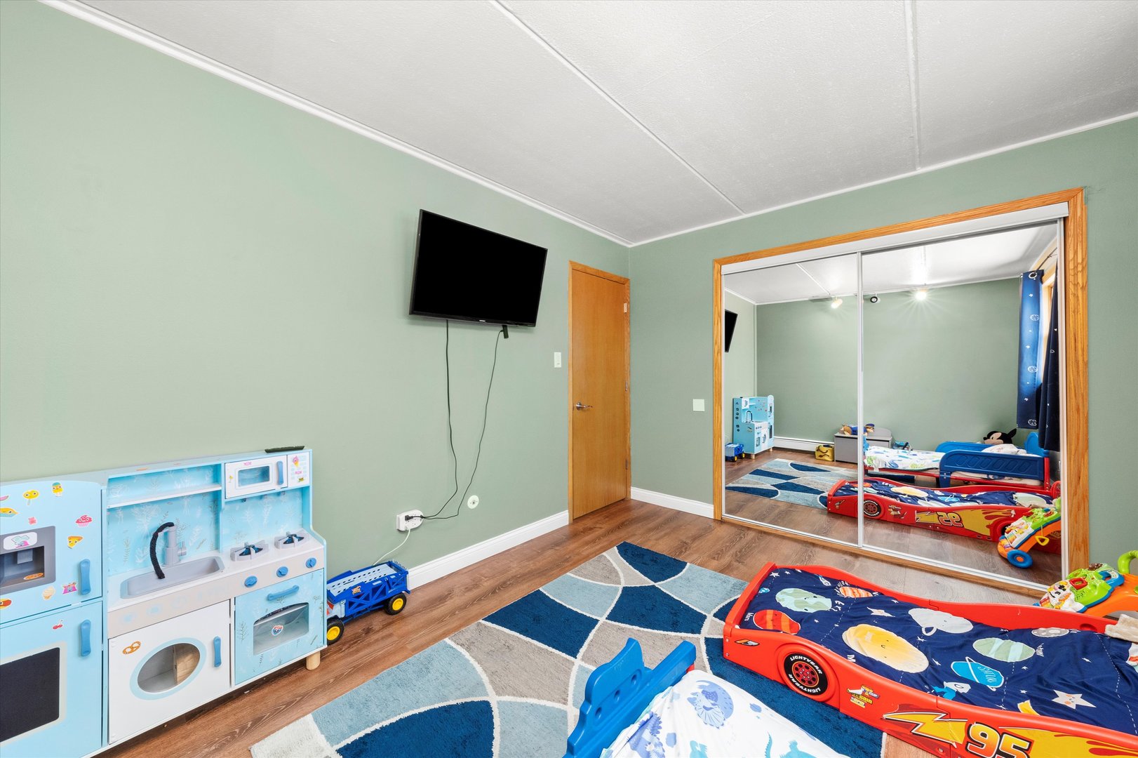 7932 W 93rd Street Unit: 2A