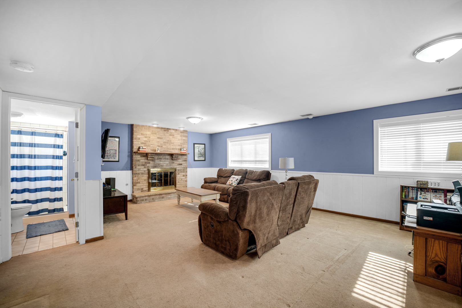 9001 POPLAR Street