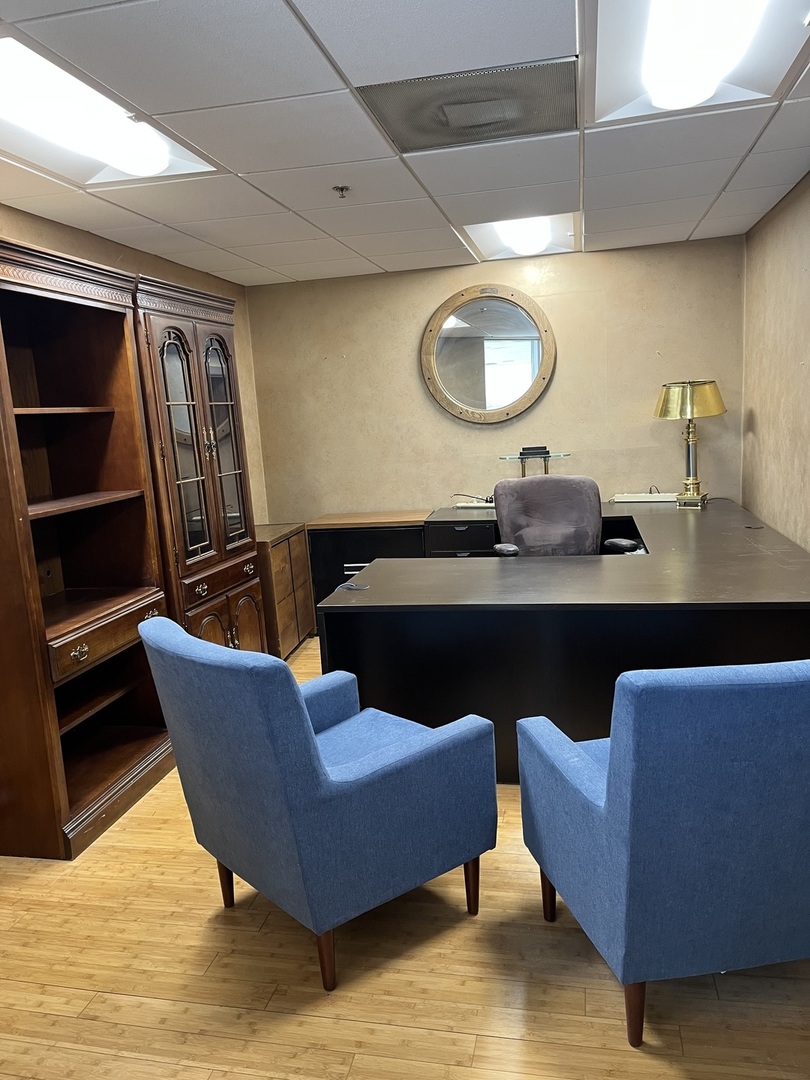 15426-15428 S 70th Court