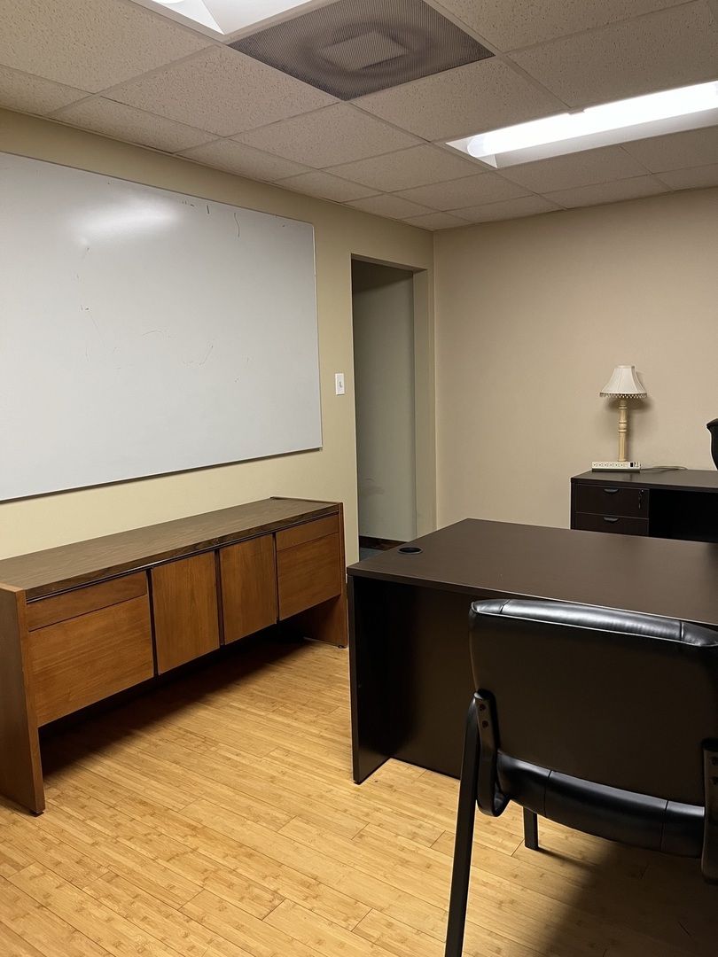 15426-15428 S 70th Court