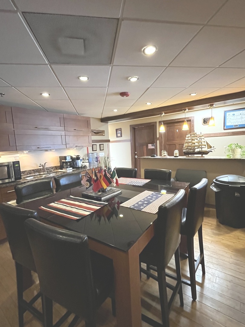 15426-15428 S 70th Court