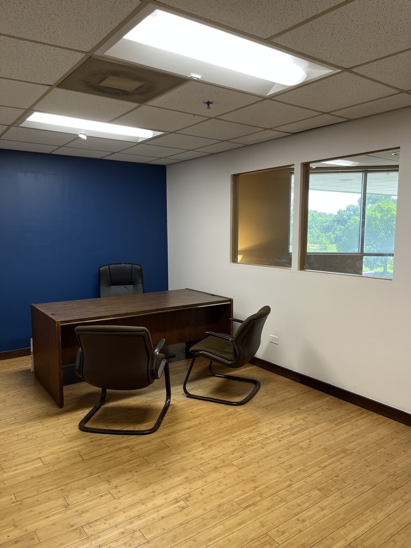 15426-15428 S 70th Court