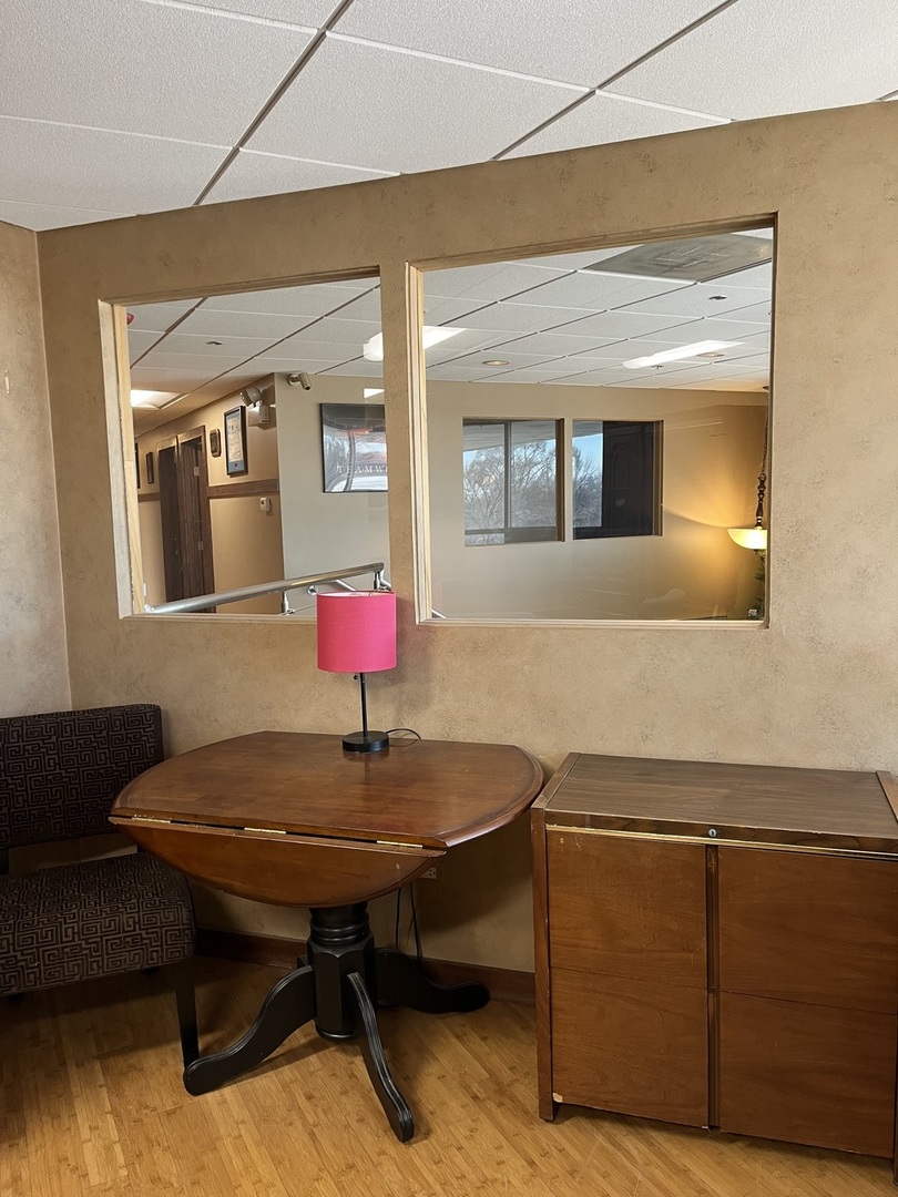 15426-15428 S 70th Court