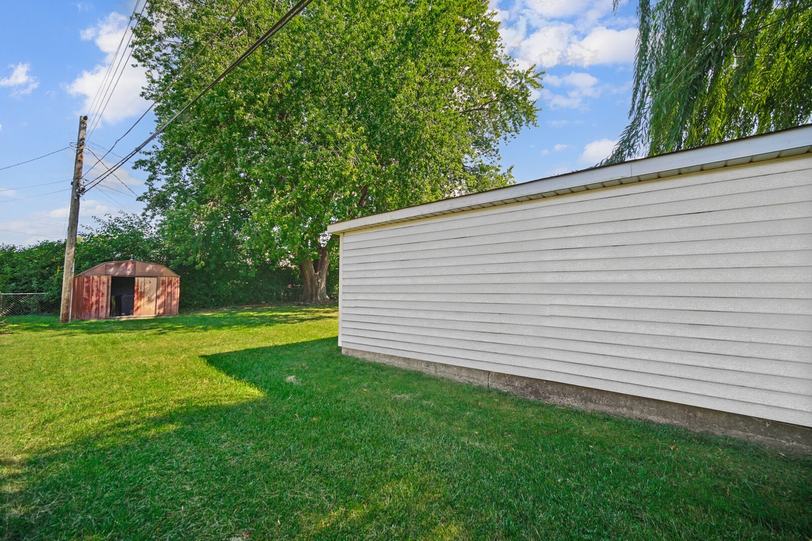 6404 W 85th Place