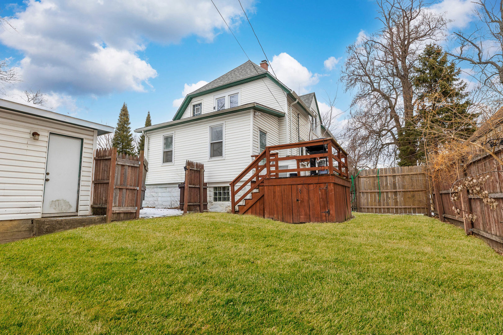900 Croghan Avenue