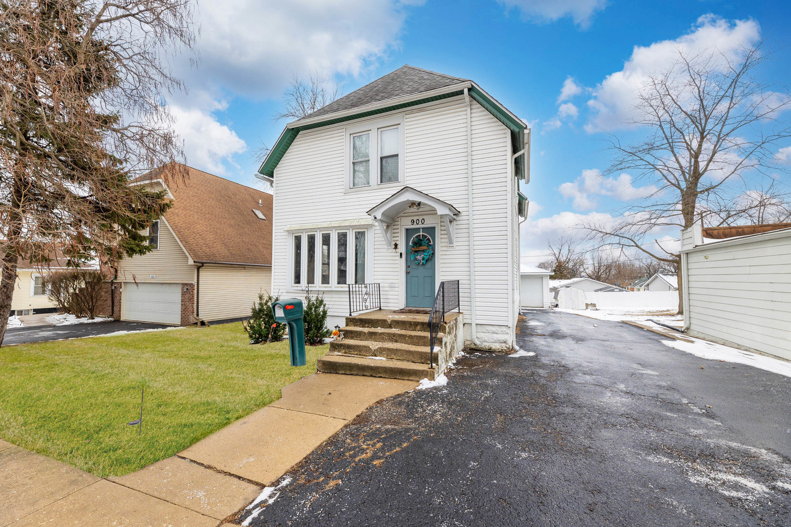 900 Croghan Avenue