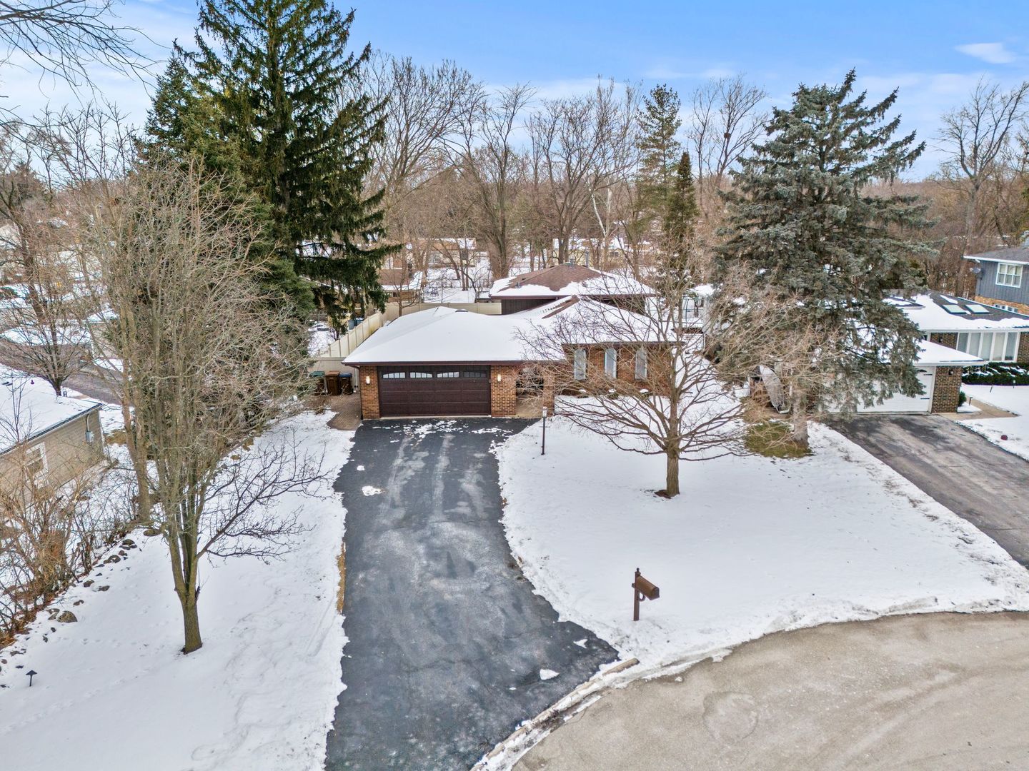 8545 Candlelight Drive
