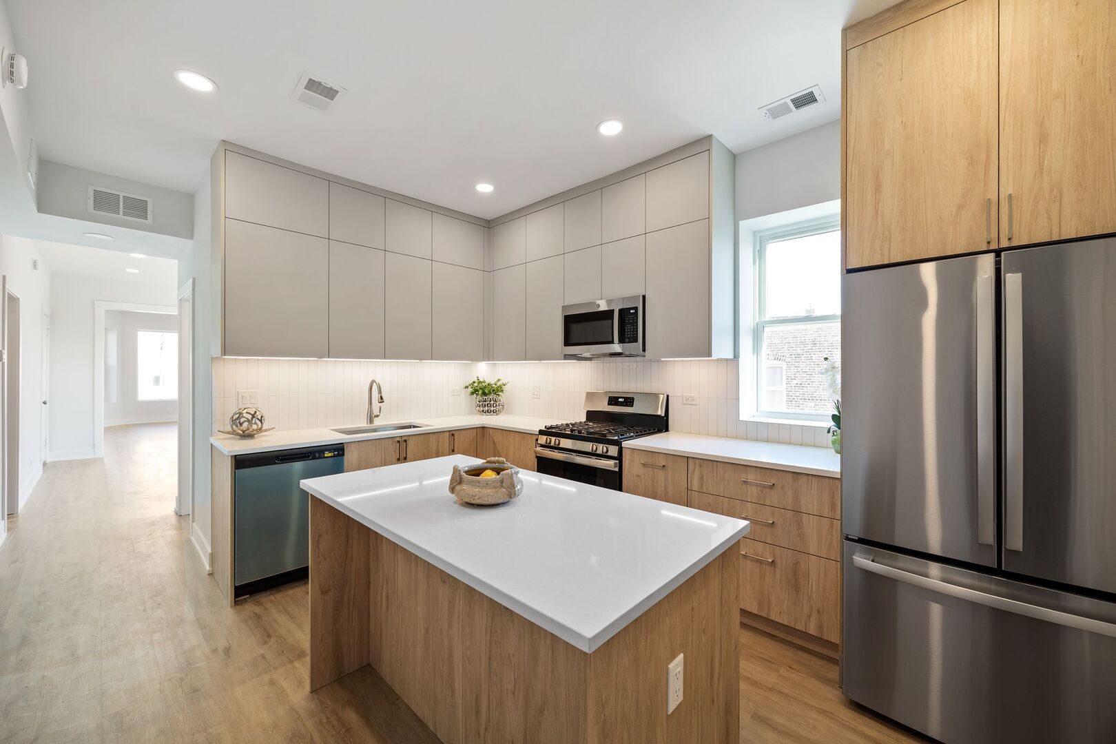 2741 W Belmont Avenue Unit: 1