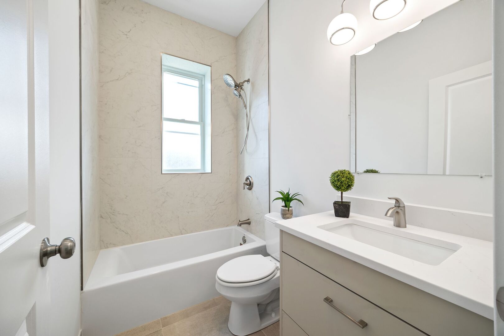2741 W Belmont Avenue Unit: 1