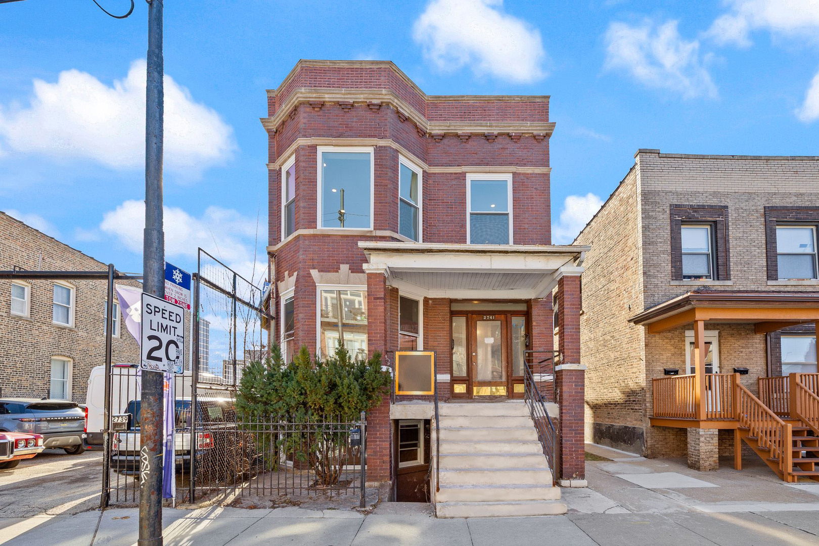 2741 W Belmont Avenue Unit: GARDEN