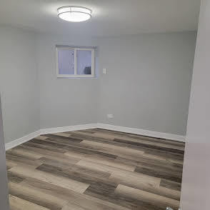2827 W Lunt Avenue Unit: GARDEN