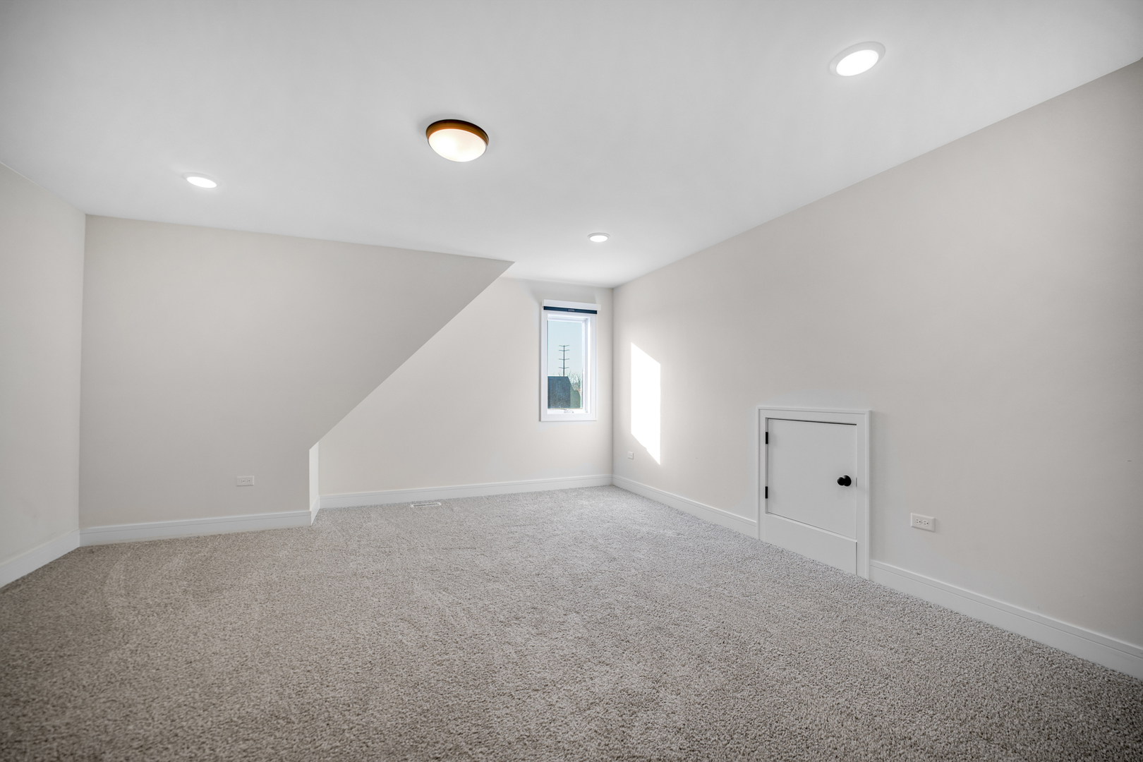 7831 NORTHWOODS Drive