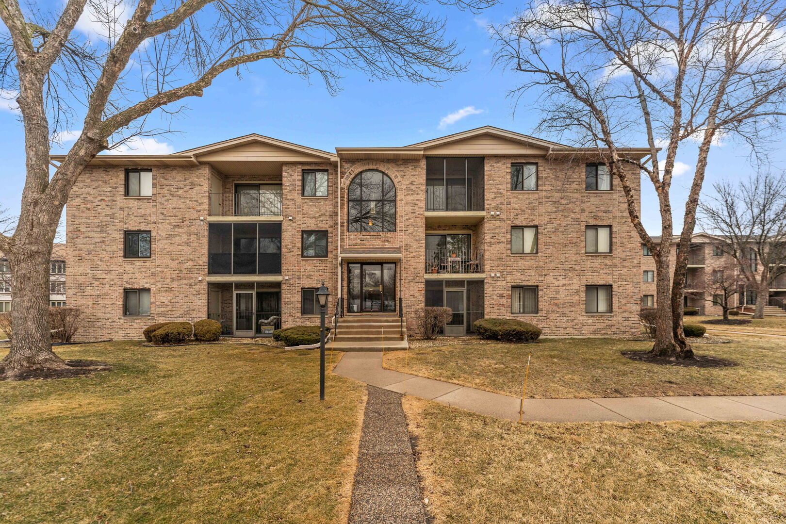 4926 134TH Street Unit: 204